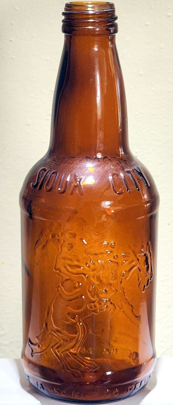 Vintage Amber Bottle Sioux City Cream Soda Embossed Cowboy Bucking Horse